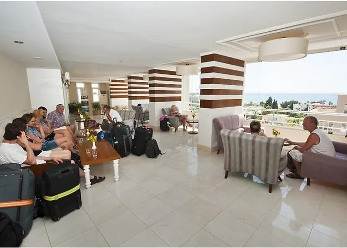 Seaden Sweet Park Hotel